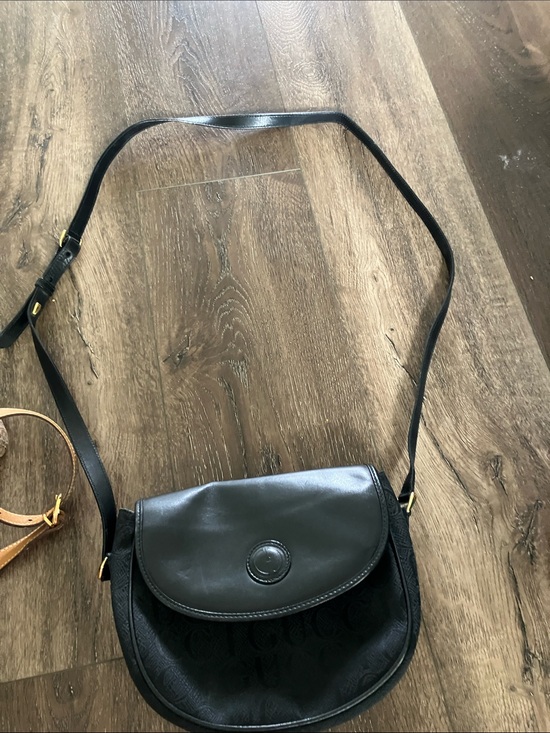 Gucci Handbags - Gucci Black Leather & GG Jacquard Crossbody